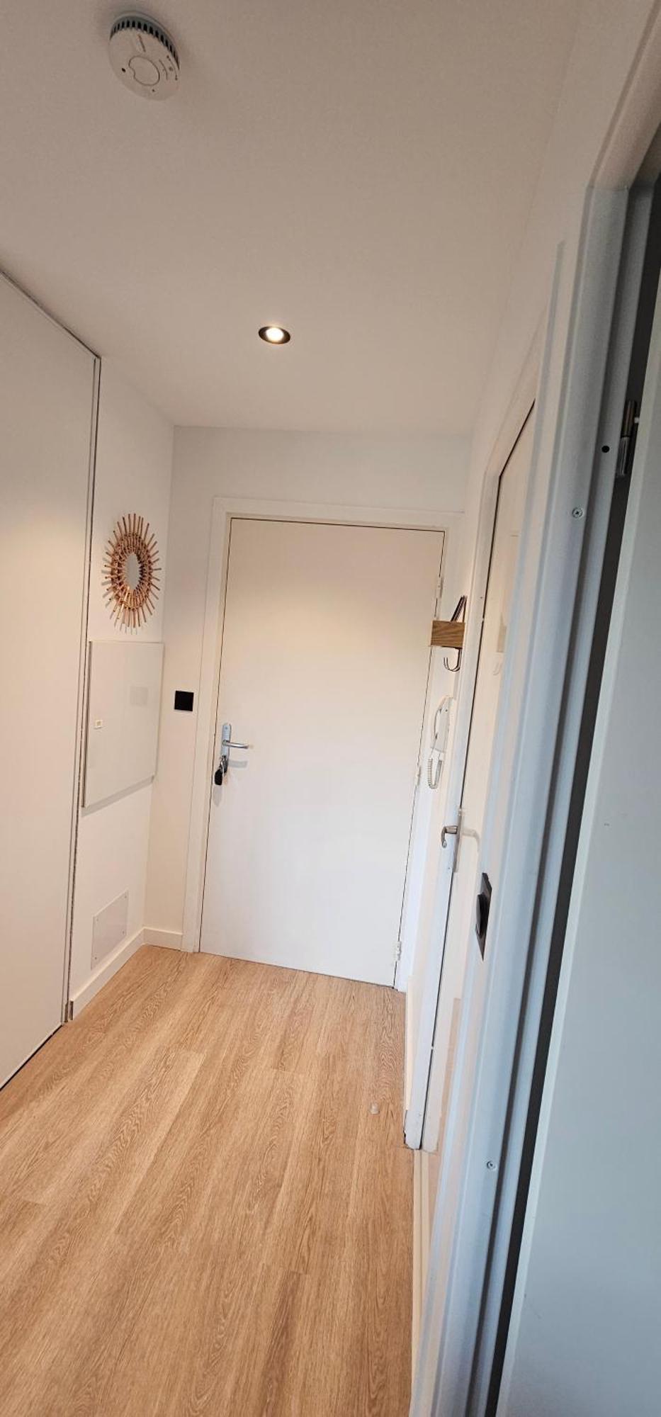 Charmant Appartement Tout Equipe Seilh ภายนอก รูปภาพ